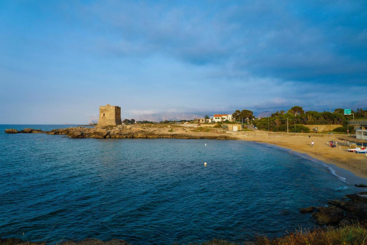 Airport Sicily Home Palermo Карини Экстерьер фото