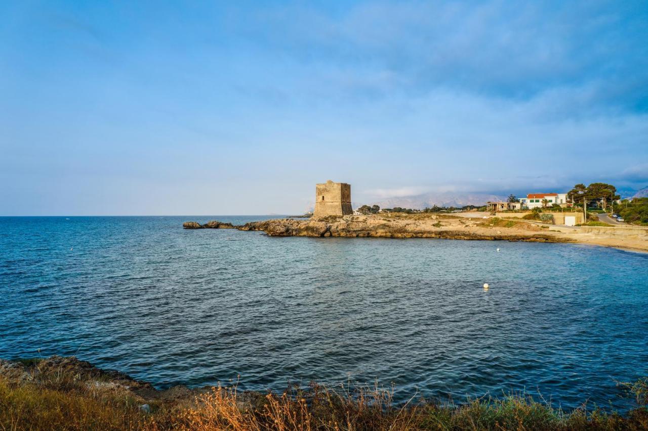 Airport Sicily Home Palermo Карини Экстерьер фото